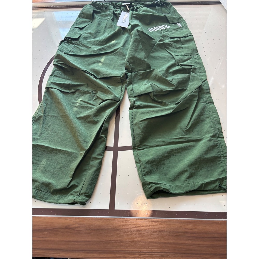 Hoodrich Mens Green Cargo Pants Wide Leg Nylon Streetwear Drawstring Size M NWT